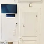 Paros *